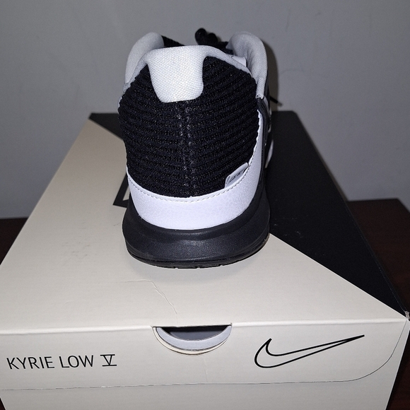 Nike Kyrie Low 5 TB Promo Black/ White-White in multiple sizes. NWB main image 12